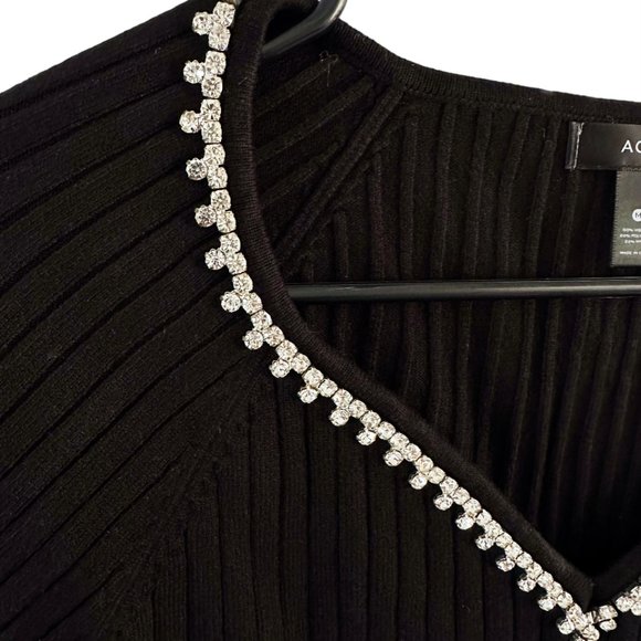 NWT AQUA JEWEL EMBELLISHED V-NECK RIBBED SWEATER - Picture 3 of 4